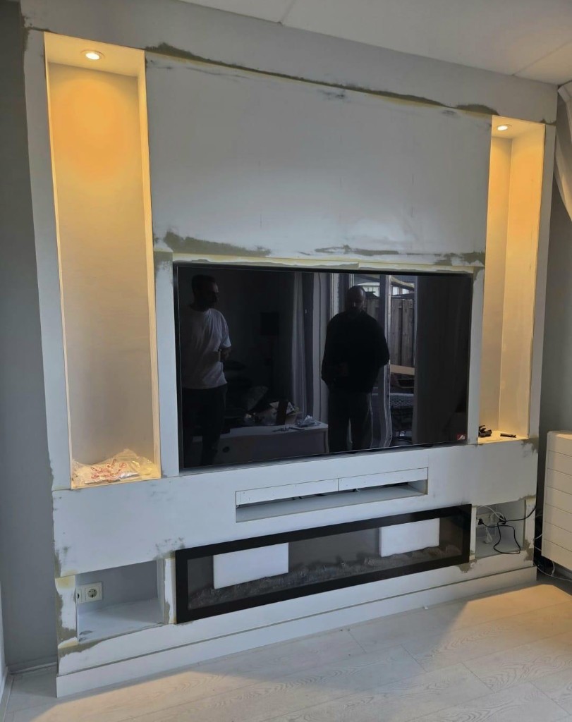 Cinewall in aanbouw