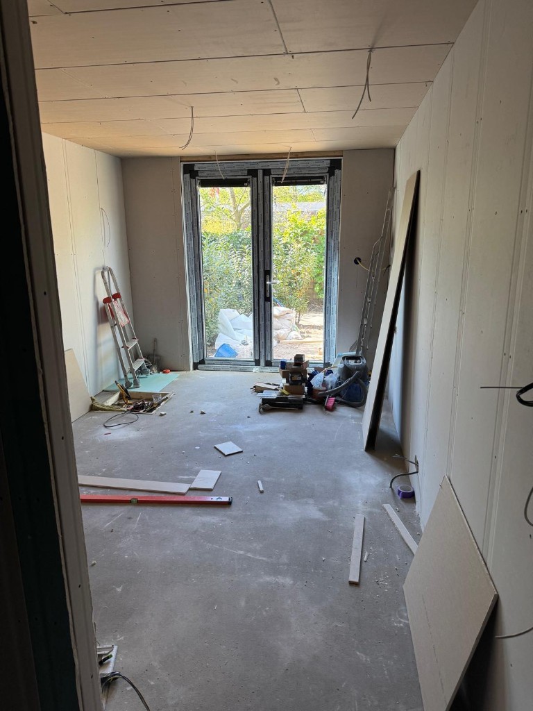 Renovatie met nieuwe kozijnen naar tuin