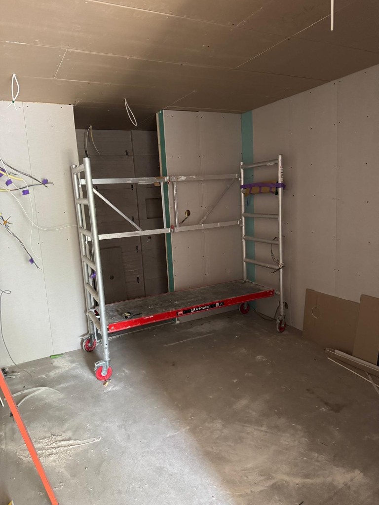 Stucwerk en afwerking in renovatie